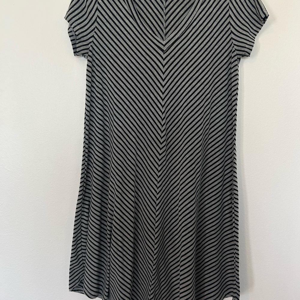 Casual Black and Gray Striped Dress